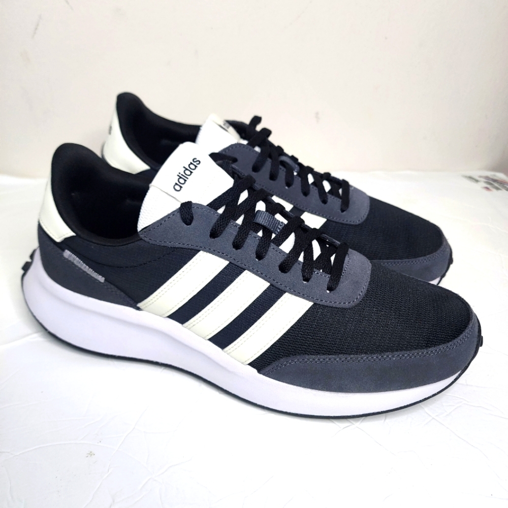 Adidas Run 70s Black Off White GW5609 Women’s Size 10.5 Shoe Sneakers